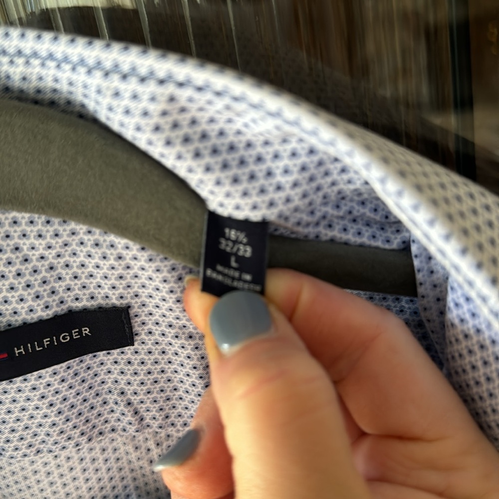 Tommy Hilfiger button down shirt - Picture 5 of 5